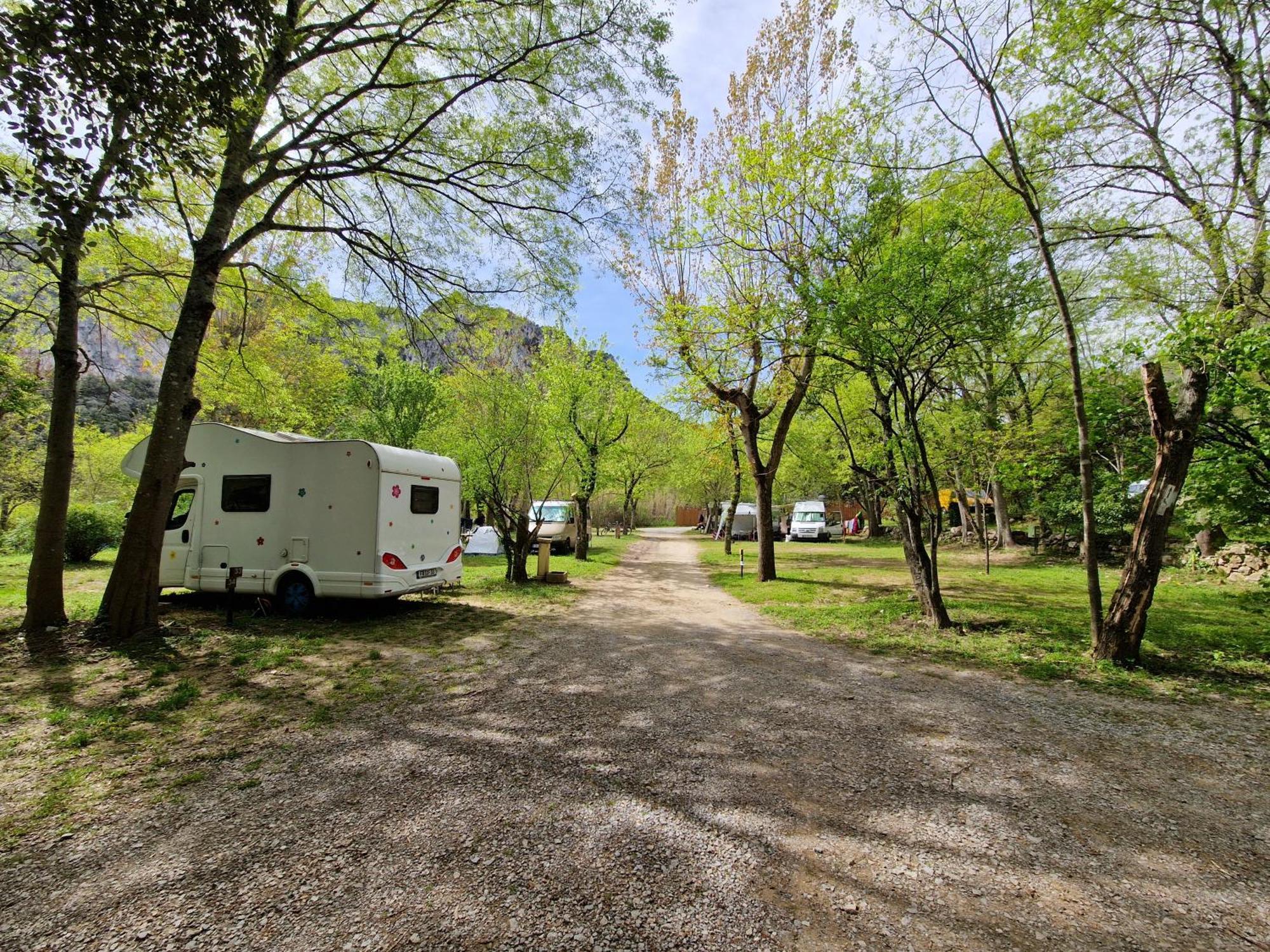 Camping Le Camp Des Gorges Hotel Vallon-Pont-dʼArc Eksteriør billede