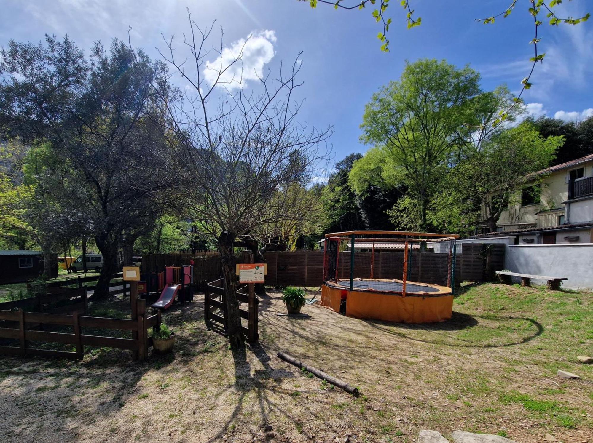 Camp Des Gorges - Camping Nature Hotel Vallon-Pont-dʼArc Eksteriør billede